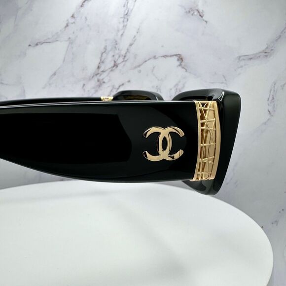 New CHANEL Sunglasses - Picture 4 of 16